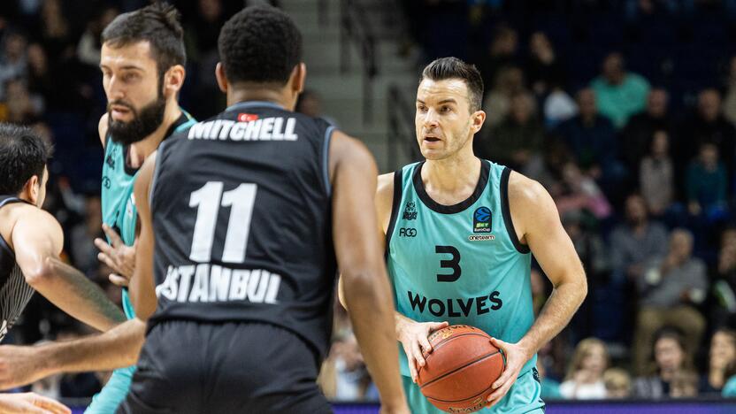 Europos taurė: Vilniaus  „Wolves“ – Stambulo „Bešiktaš“ 90:88