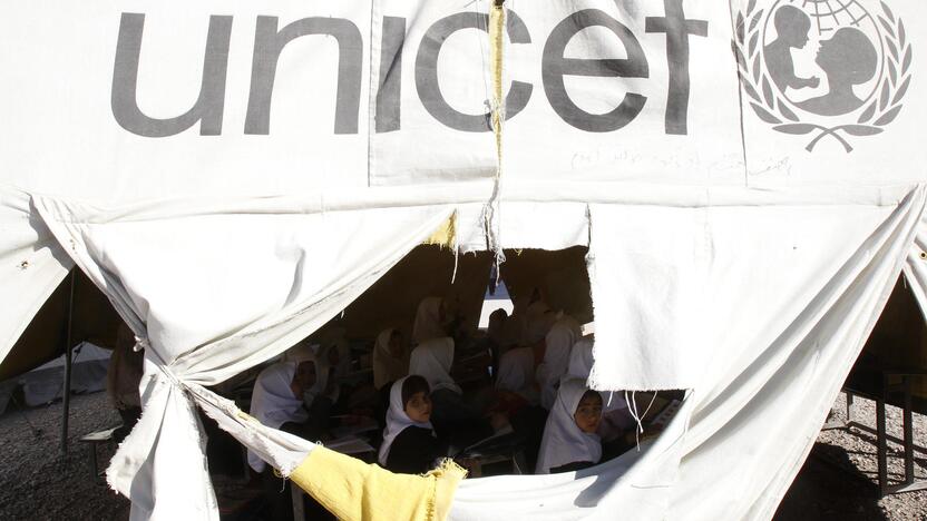 UNICEF pranešė, kad apie 30 mln. mergaičių gresia genitalijų sudarkymas