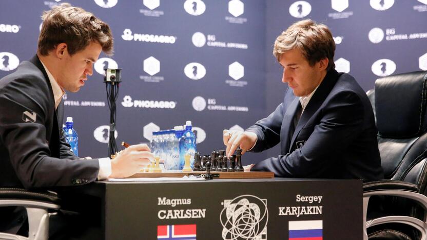 Magnusas Carlsenas ir Sergejus Kariakinas