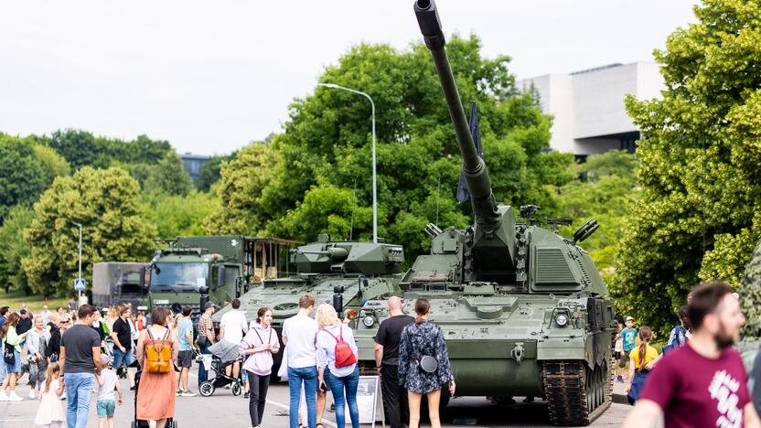 NATO festivalis prie Baltojo tilto