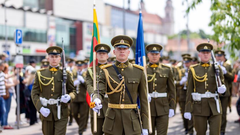 NATO festivalis prie Baltojo tilto