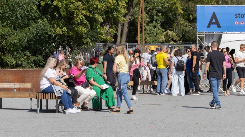 E. Sheerano gerbėjai jau laukia koncerto