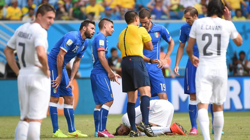 Pasaulio futbolo čempionatas: Italija - Urugvajus