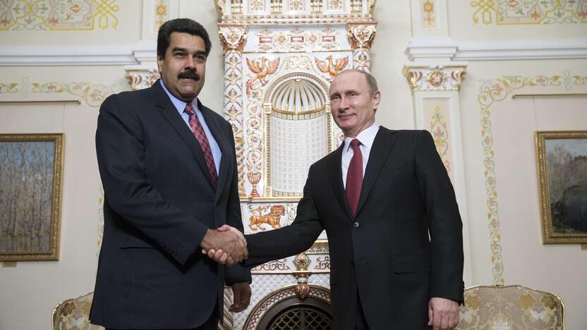 Nicolas Maduro ir Vladimiras Putinas