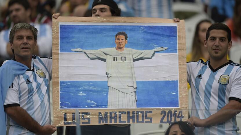 Pasaulio futbolo čempionato pusfinalis: Olandija - Argentina