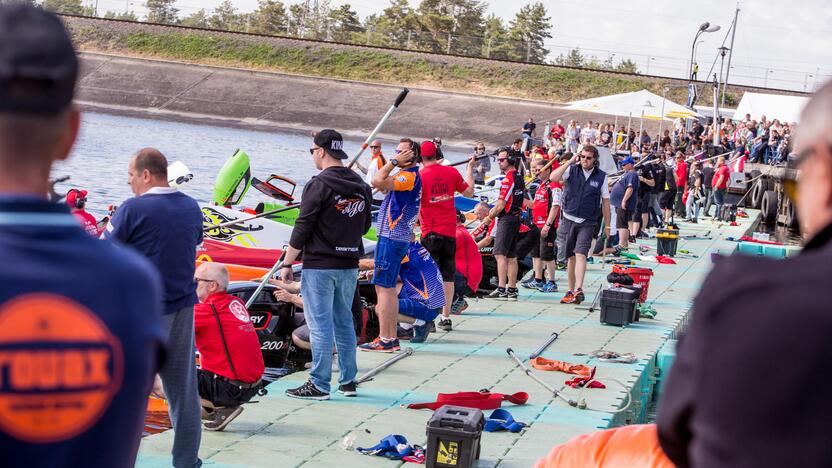 F2 vandens formulių lenktynių finalas