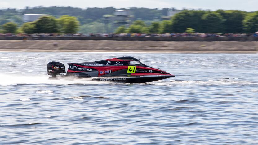 F2 vandens formulių lenktynių finalas