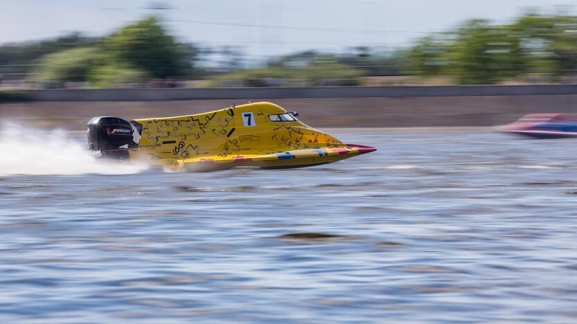 F2 vandens formulių lenktynių finalas