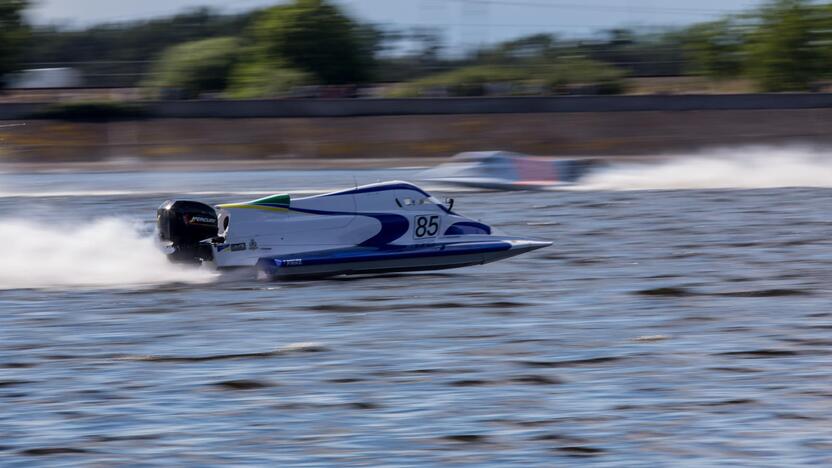 F2 vandens formulių lenktynių finalas