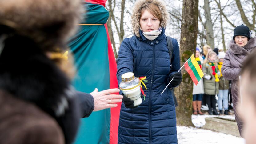 Aleksoto kapinėse iškilmingai atidengta „Pieta“