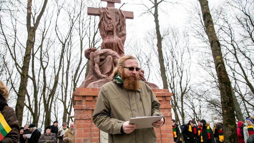 Aleksoto kapinėse iškilmingai atidengta „Pieta“