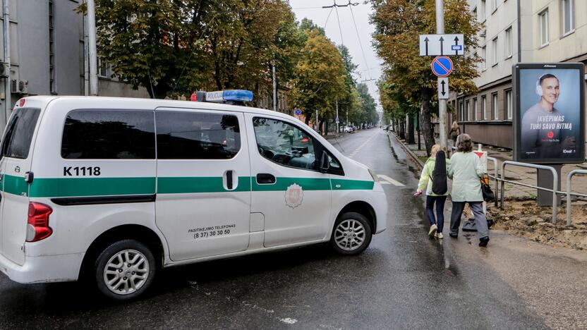 Nutraukti Kęstučio g. troleibusų laidai