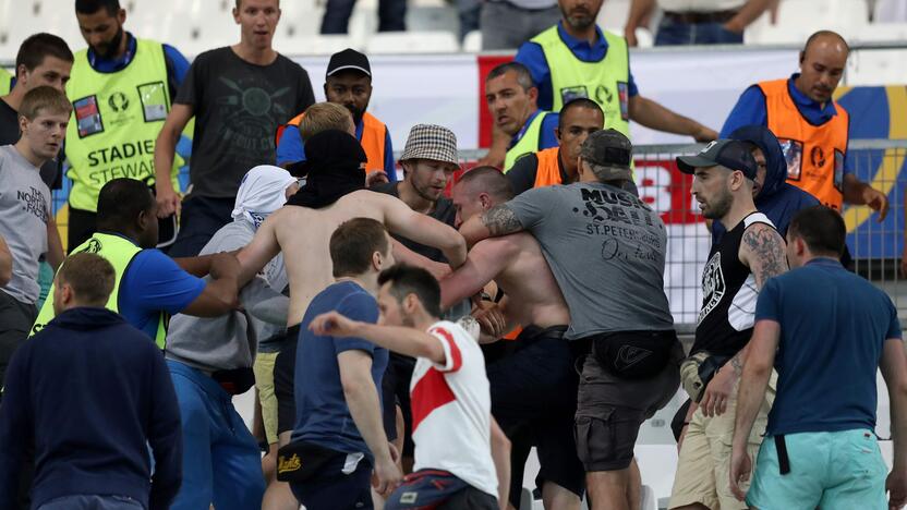 Rusijos ir Anglijos futbolo aistruolių muštynės