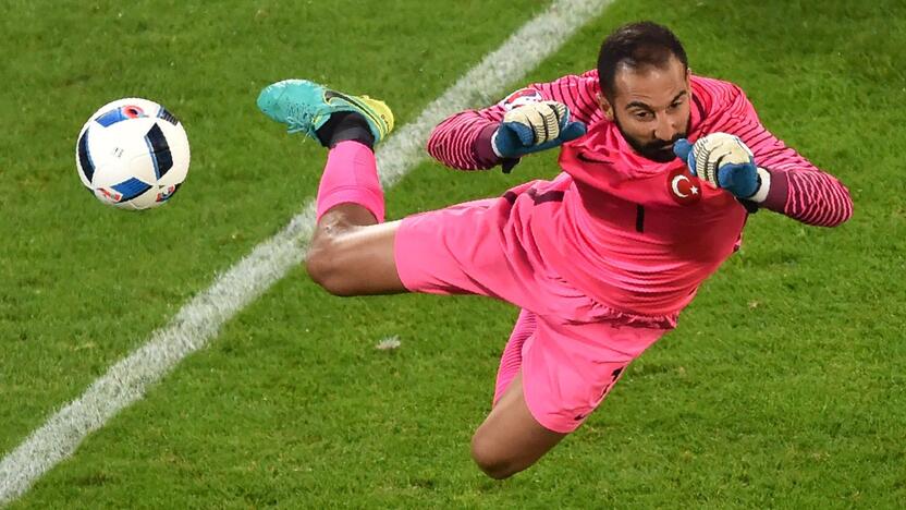 Euro 2016: Turkija - Čekija 2:0