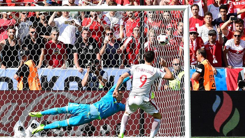 Euro 2016: Lenkija – Šveicarija 5:4