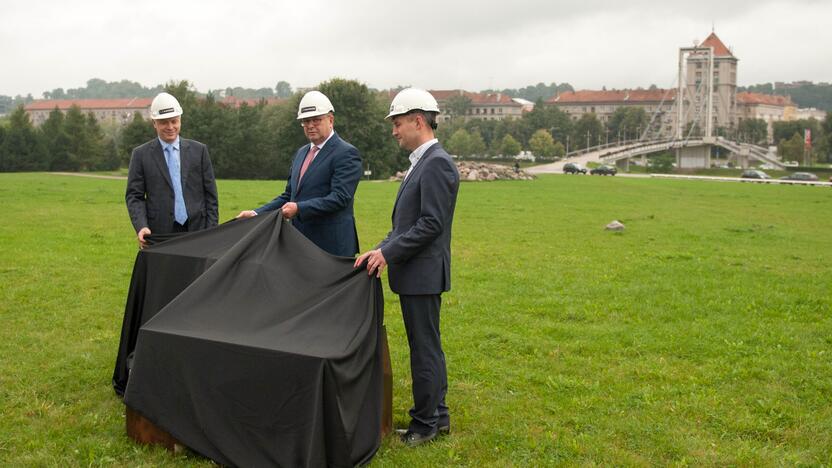 Verslo centro „Magnum“ statybų pradžia