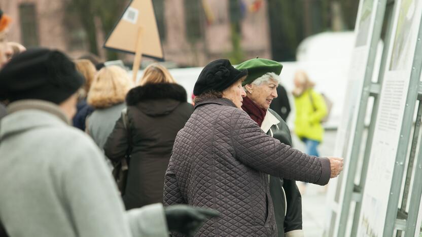 Atidaryta Lukiškių aikštė