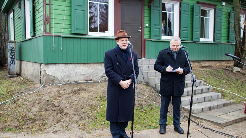 Vilniuje atidengta lentelė latvių kalba