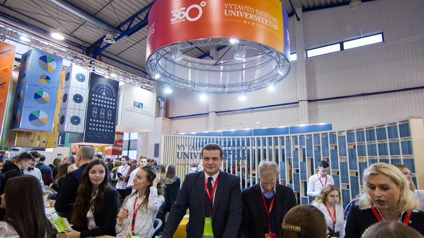 Būsimus studentus kviečia paroda „Studijos“