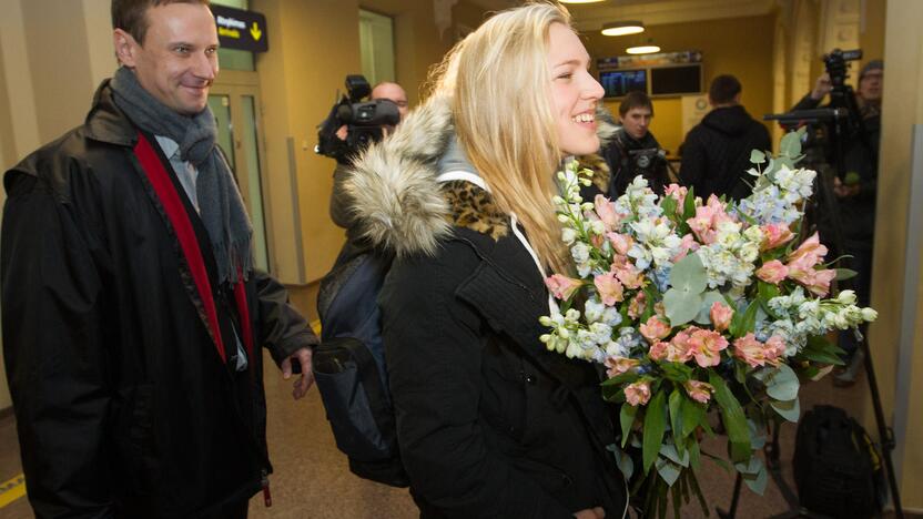 R.Meilutytės ir kitų plaukikų sutikimas Vilniaus oro uoste