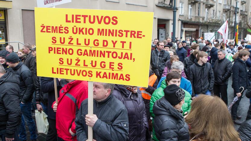 Pieno gamintojų protesto akcija