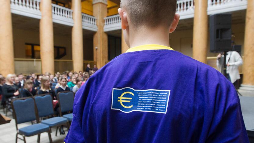 Edukacinio žaidimo apie eurą „Euro Run“ finalas