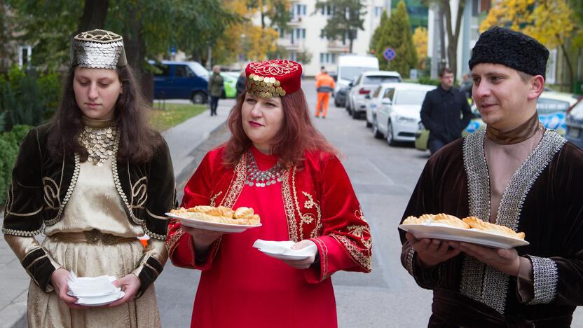 Karaimų gatvėje – meninis akcentas karaimų kalba