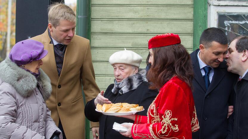 Karaimų gatvėje – meninis akcentas karaimų kalba