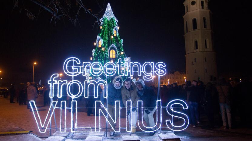 Vilniečiai švenčia 2016-ųjų metų sutiktuves