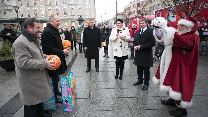 Kelionę pradėjo Kalėdų karavanas