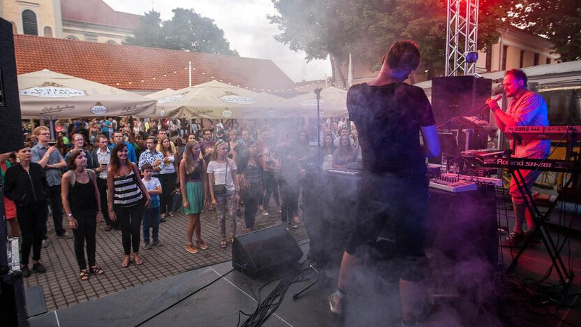 "Golden Parazyth" koncertas Ryšių muziejaus kiemelyje