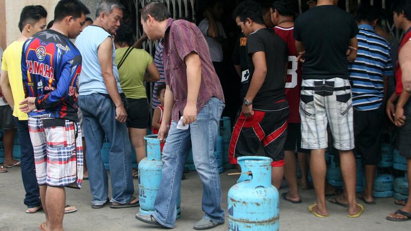 Filipinai ruošiasi supertaifūnui „Haiyan“