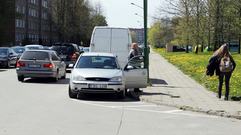 Pažeidėjai: kai kurie vairuotojai sąmoningai ignoruoja taisykles.