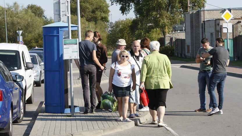 Pinigai: rinkliavos už automobilių stovėjimą paplūdimių prieigose pasibaigusį sezoną surinkta panašiai, kaip ir praėjusiais metais, nors orai buvo prastesni.