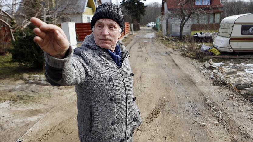 Pasipiktinimas: A.Martinkus tikino, kad ne tik jis, bet ir kiti kaimynai turi pirmininkui daug pagrįstų kaltinimų.