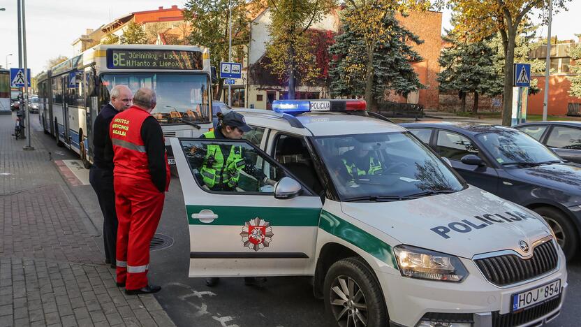 Autobusas kliudė žmogų