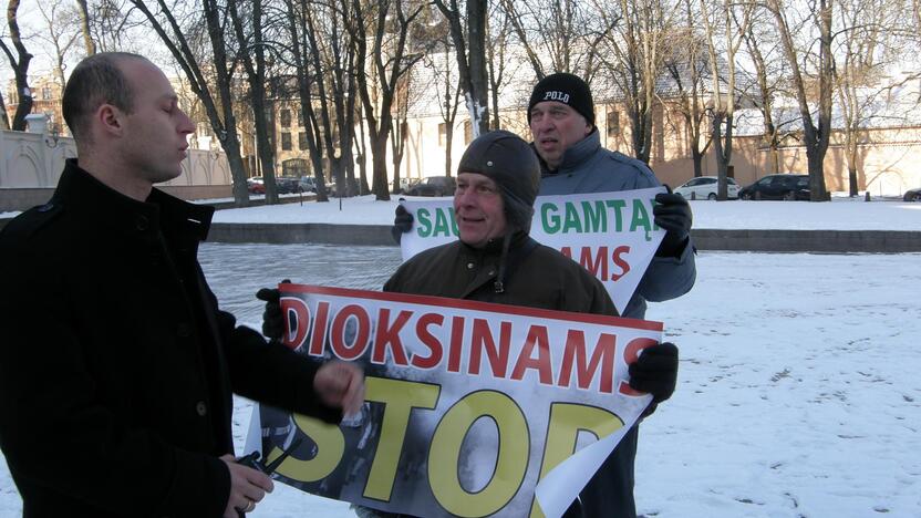 Prie prezidentūros – kauniečių ir pakaunės gyventojų protestas prieš „Fortum“