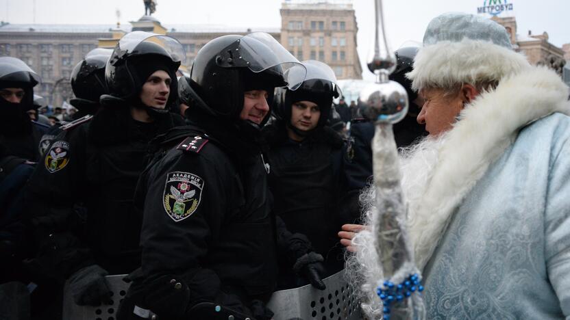 Ukrainos milicija šturmavo Nepriklausomybės aikštę Kijeve