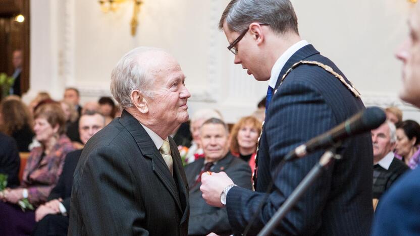 Kauno rotušėje įteikti Santakos garbės ženklai