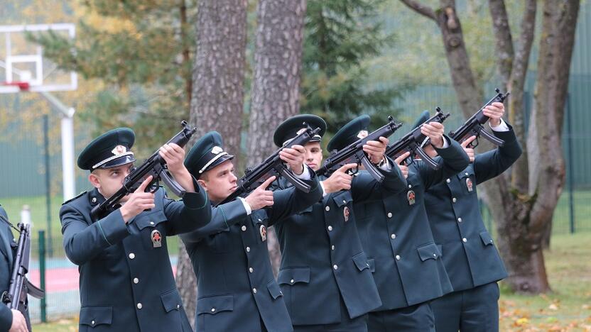 Atsisveikinimas su tarnyboje nušautu Ramziu