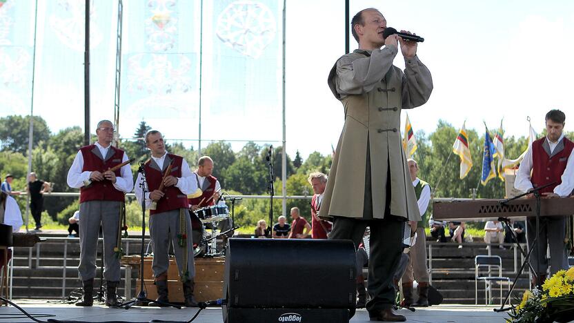 Tremtinių ir politinių kalinių sąskrydis Ariogaloje