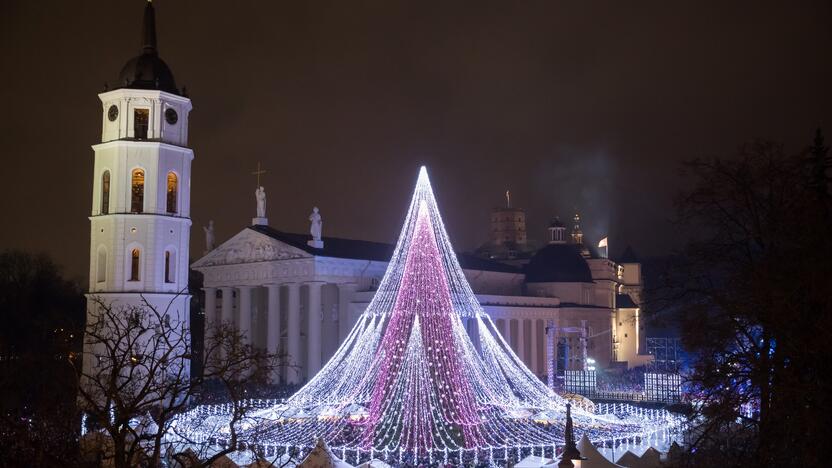 Vilniaus eglės įžiebimas