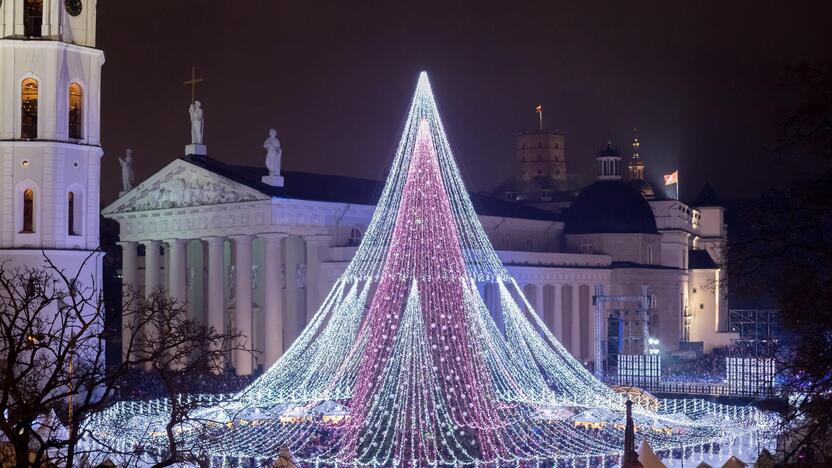 Vilniaus eglės įžiebimas