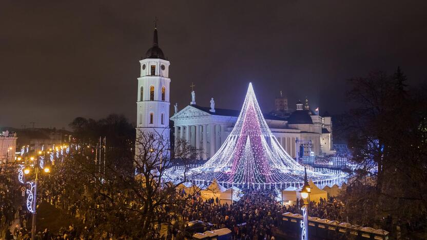 Vilniaus eglės įžiebimas