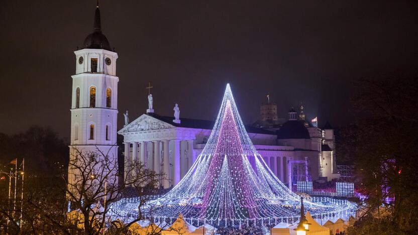 Vilniaus eglės įžiebimas