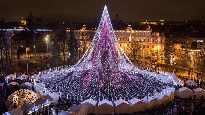 Vilniaus eglės įžiebimas