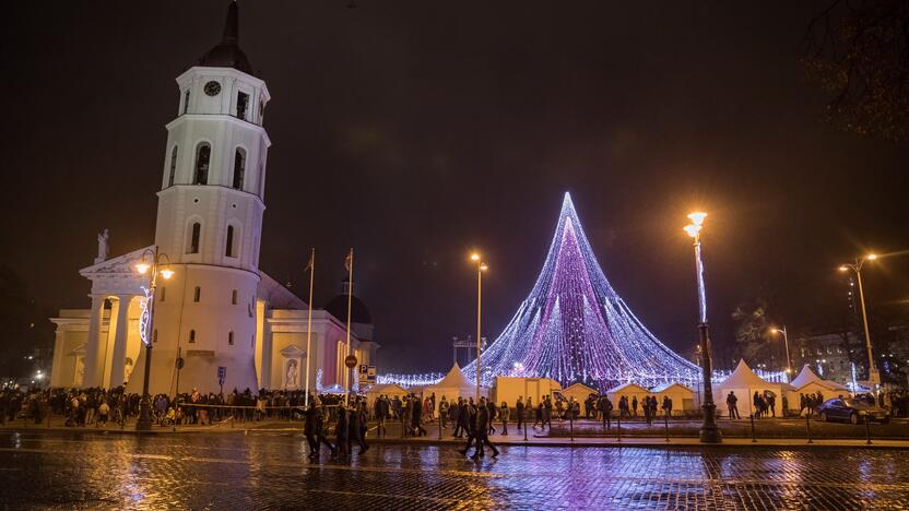 Vilniaus eglės įžiebimas