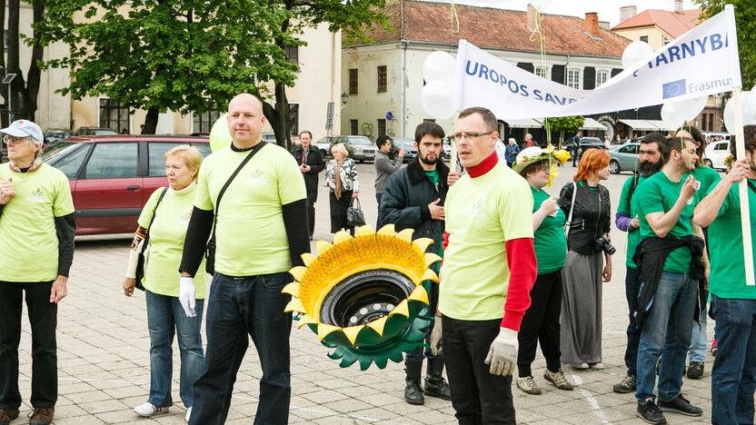 Augalų žavadienio eisena