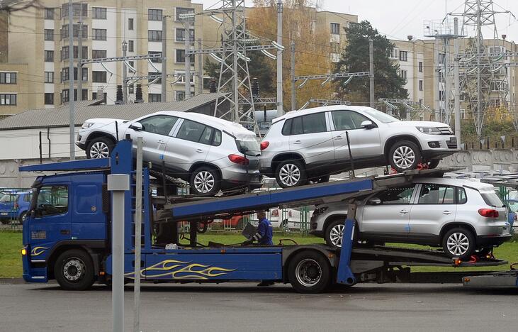 Lietuviai pagal naujų automobilių registravimą ES – septinti