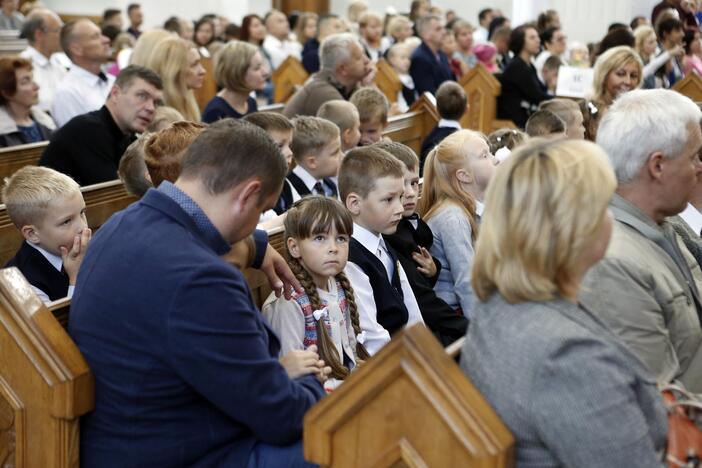 Pirmokams priminė apie saugų elgesį gatvėse